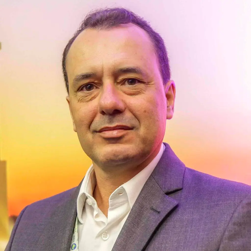 Regis Mattos Teixeira