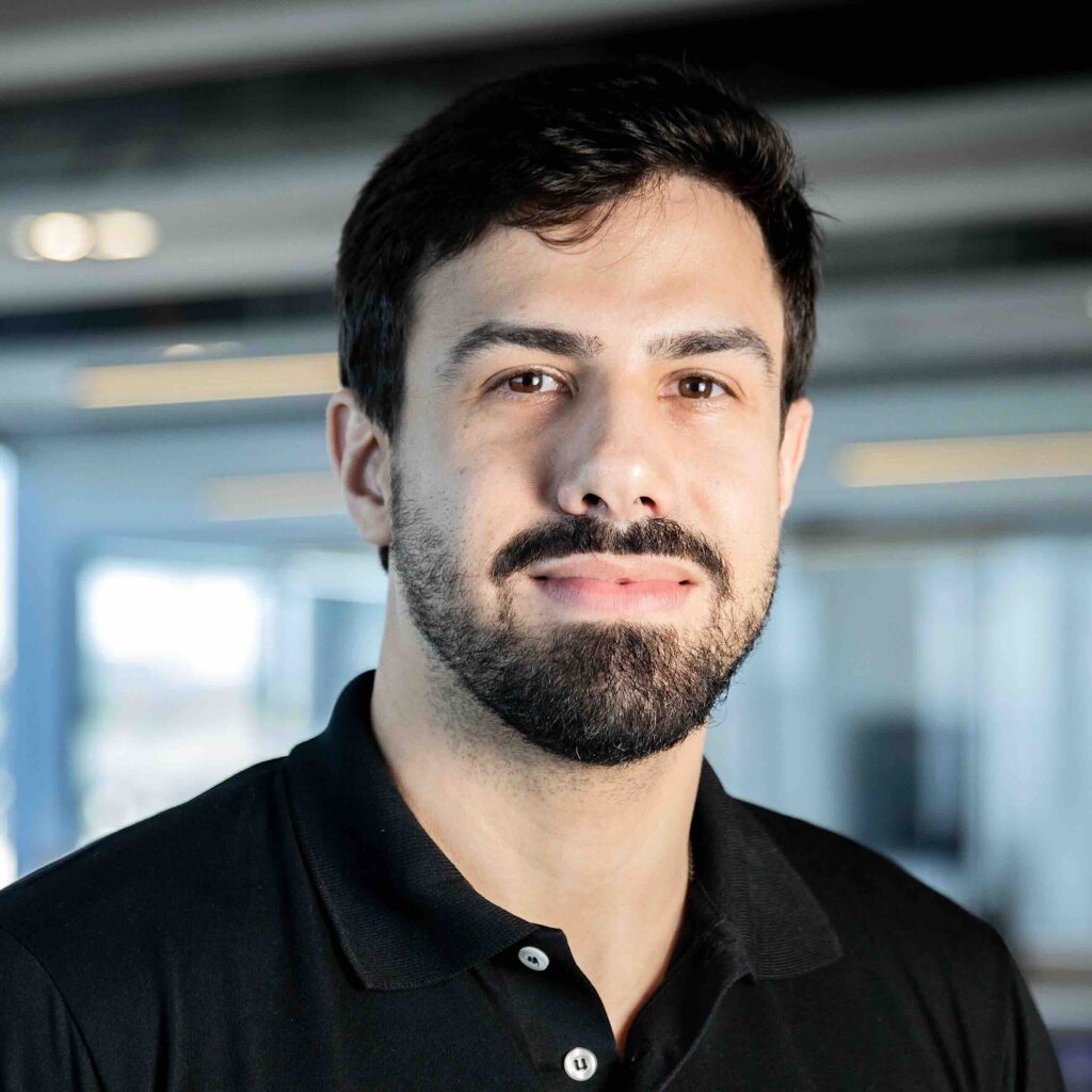 Roberto Bravo